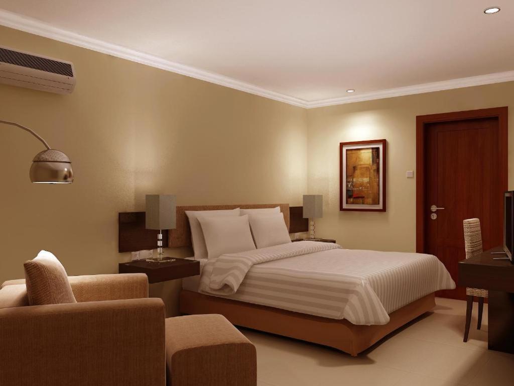 Country Heritage Resort Hotel Surabaya Exterior foto